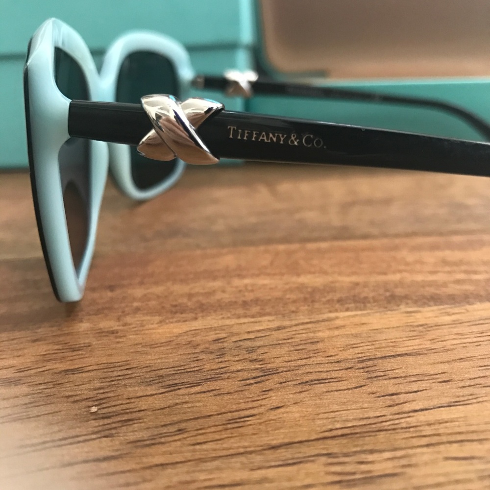 Tiffany & Co. Black Sunglasses with Tiffany Blue Case and Boxes - Picture 2 of 8